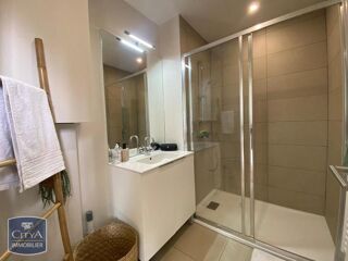  Appartement à louer 1 pièce 45 m²