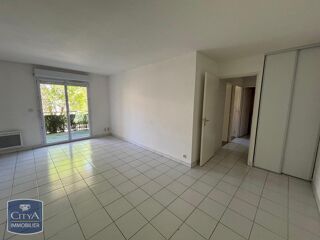  Appartement à louer 3 pièces 64 m²