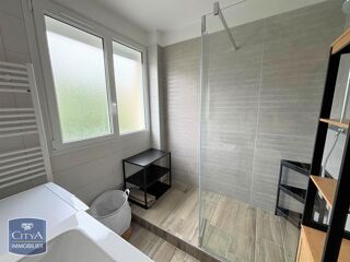  Appartement � louer 4 pi�ces 83 m�