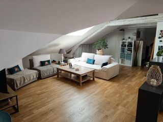  Appartement à louer 3 pièces 75 m²