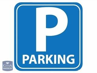  Parking / Garage à louer 