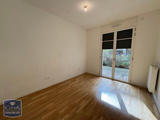  Appartement à louer 3 pièces 64 m²