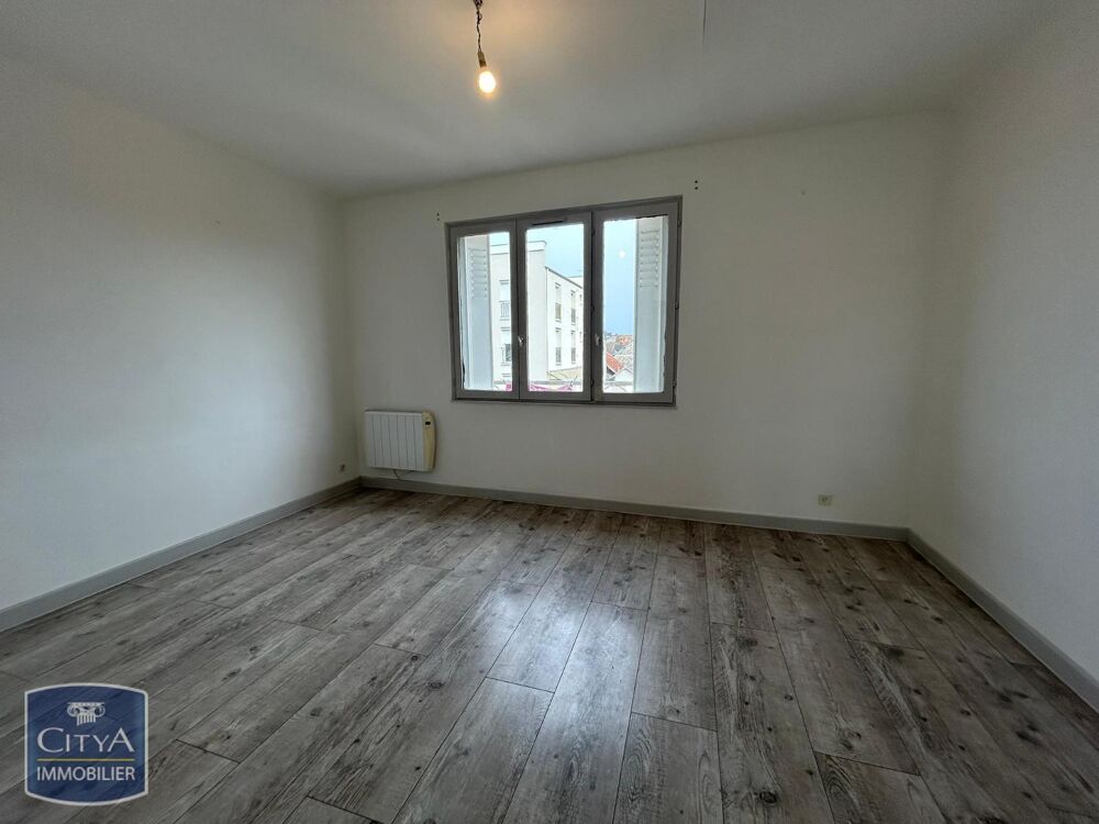 À LOUER : Appartement ancien T3 situé à Brive la Gaillar....