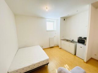  Appartement à louer 1 pièce 33 m²