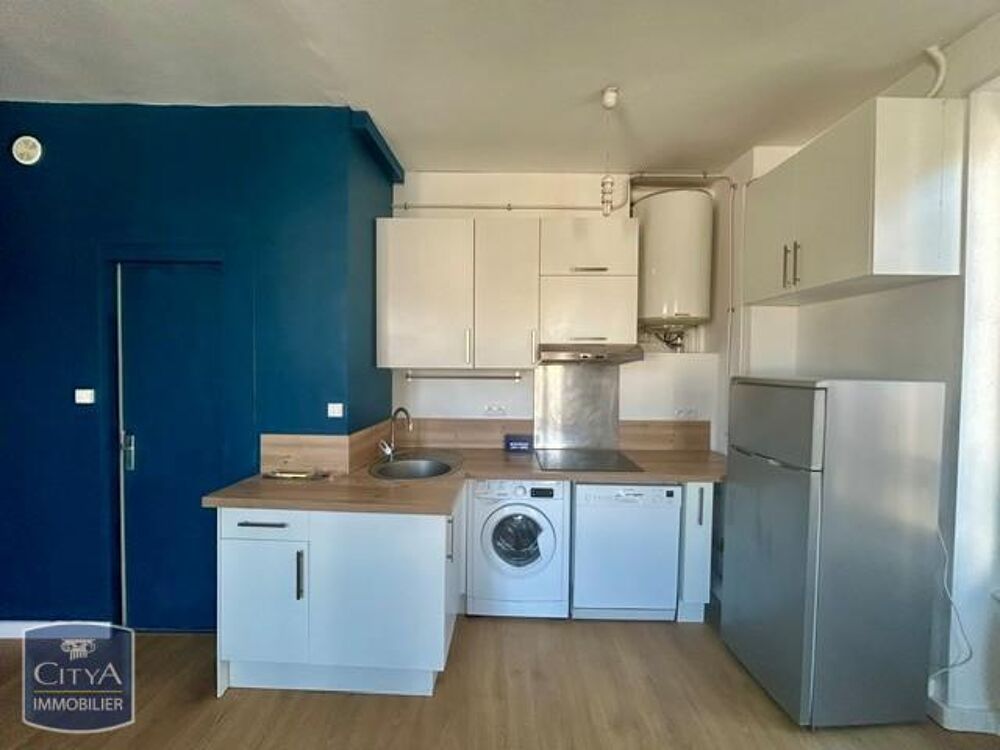 À LOUER : Appartement T2 à Clermont-Ferrand, situé au 2è....