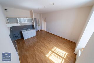  Appartement à louer 2 pièces 35 m²