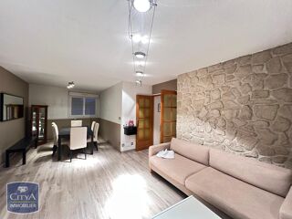  Appartement à louer 5 pièces 94 m²