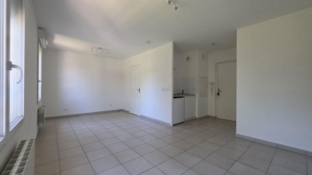 vente Appartement - 1 pièce(s) - 28 m² Décines-Charpieu (69150)