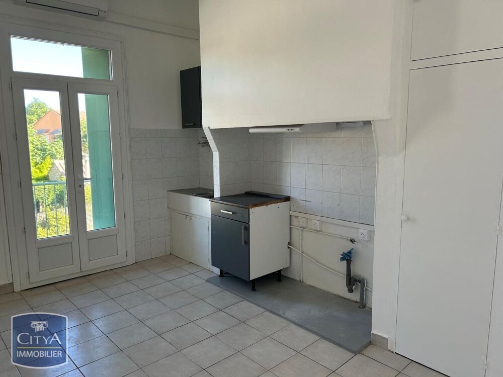 À LOUER : Maison de village T3 à Plaissan, située dans u....
