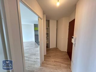 Appartement à louer 2 pièces 45 m²