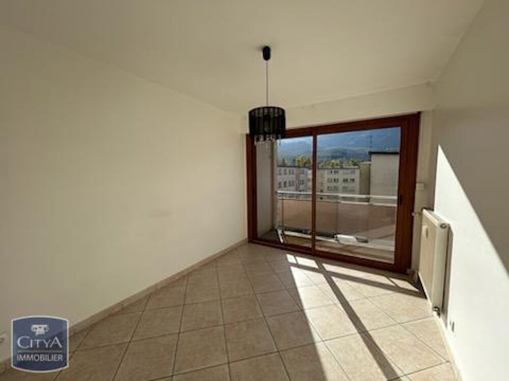 À LOUER : Charmant appartement de type 3P+C situé à Font....