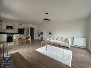  Appartement à louer 3 pièces 73 m²