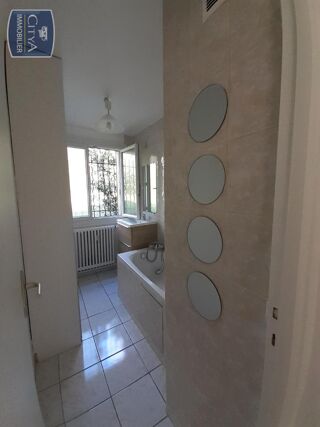  Appartement à louer 1 pièce 30 m²