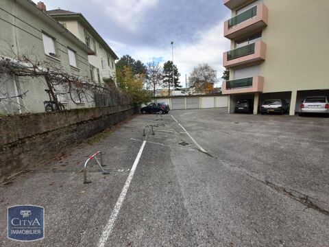  Parking / Garage  louer 