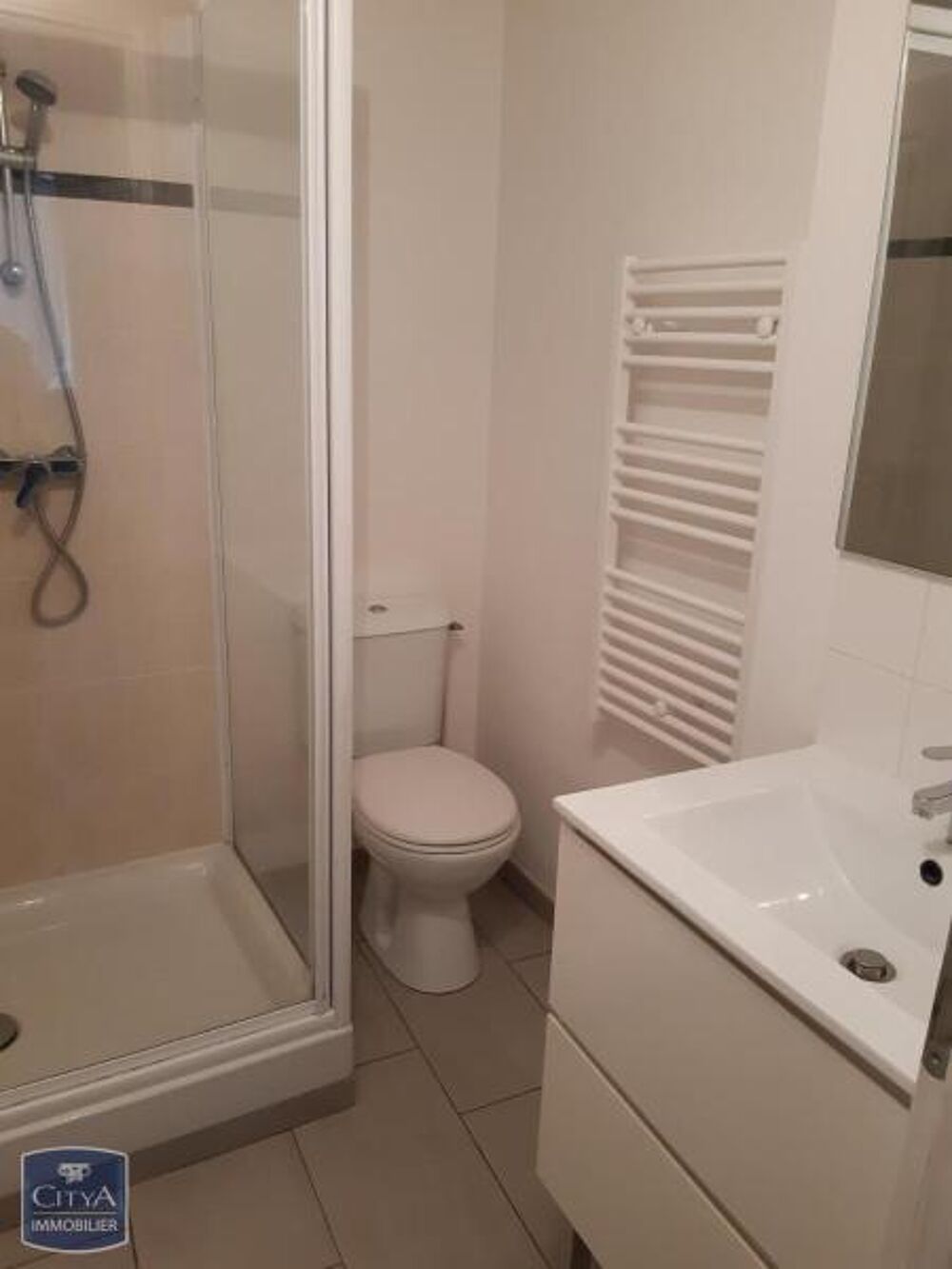 location Appartement - 1 pièce(s) - 23 m² Saint-Quentin (02100)