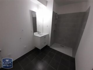  Appartement à louer 2 pièces 38 m²