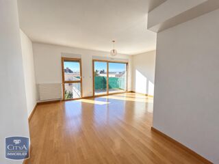  Appartement à louer 3 pièces 78 m²