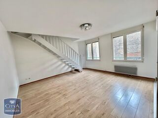  Appartement à louer 4 pièces 65 m²