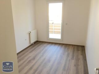  Appartement à louer 3 pièces 59 m²