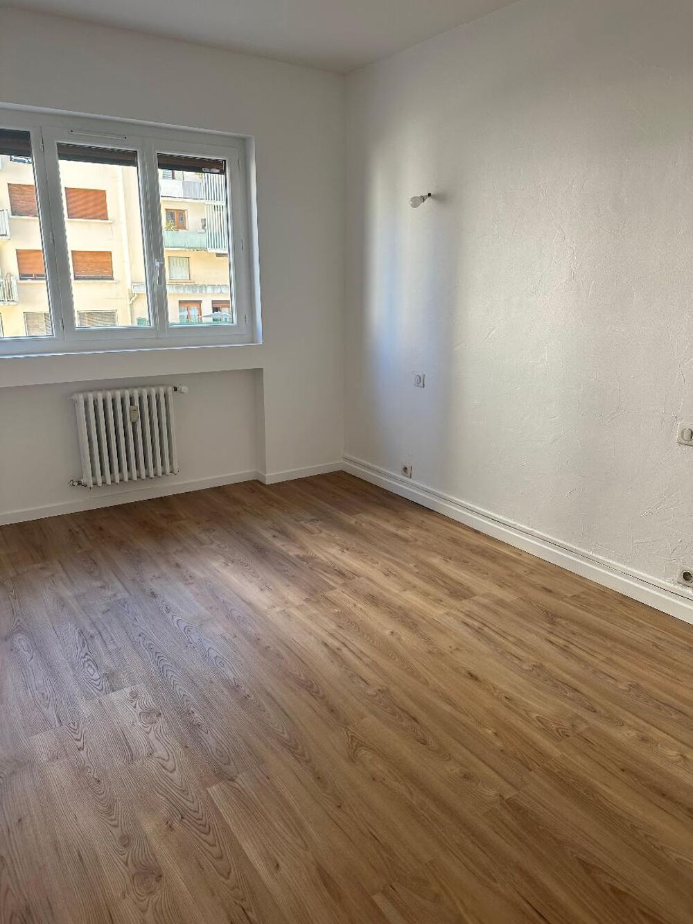 location Appartement - 3 pièce(s) - 52 m² Saint-Étienne (42000)