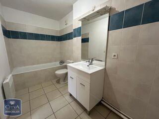  Appartement à louer 2 pièces 35 m²