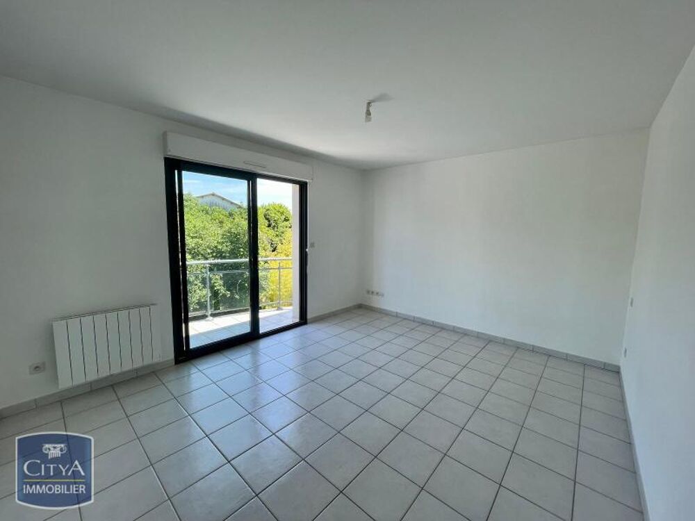 location Appartement - 1 pièce(s) - 25 m² Niort (79000)