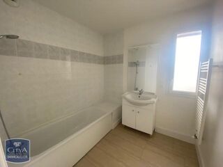  Appartement à louer 3 pièces 62 m²