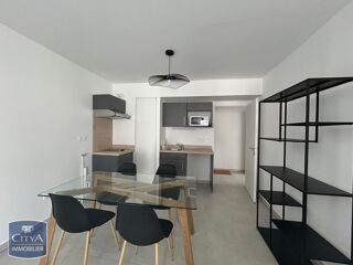  Appartement à louer 2 pièces 45 m²