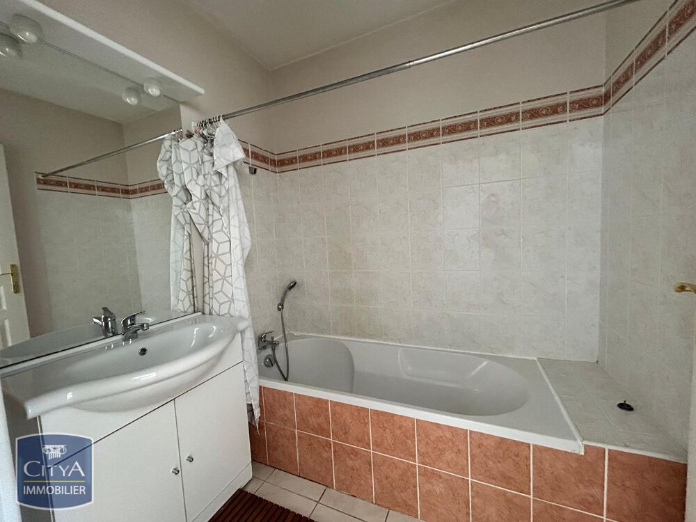 location Appartement - 2 pièce(s) - 49 m² Saint-Étienne (42000)