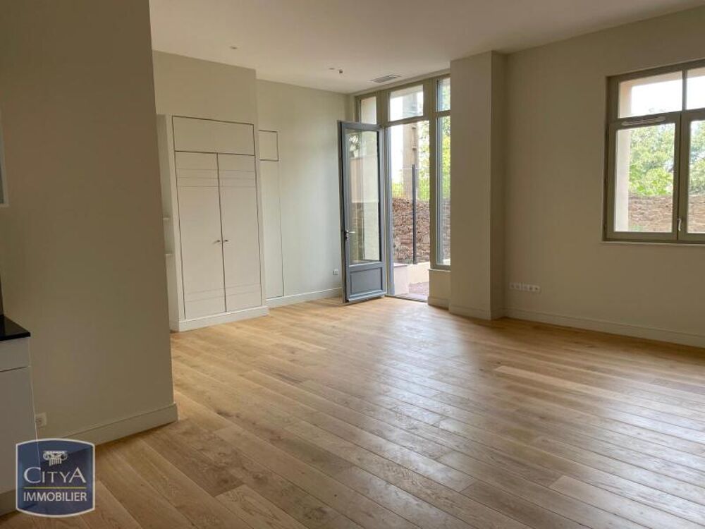location Appartement - 3 pièce(s) - 75 m² Agay (83530)