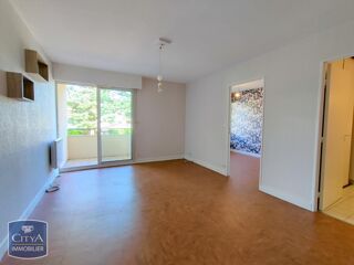  Appartement à louer 2 pièces 36 m²