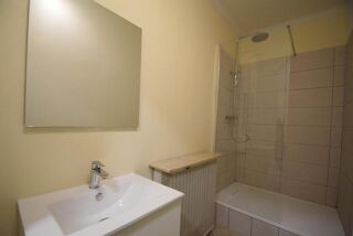  Appartement à louer 3 pièces 91 m²
