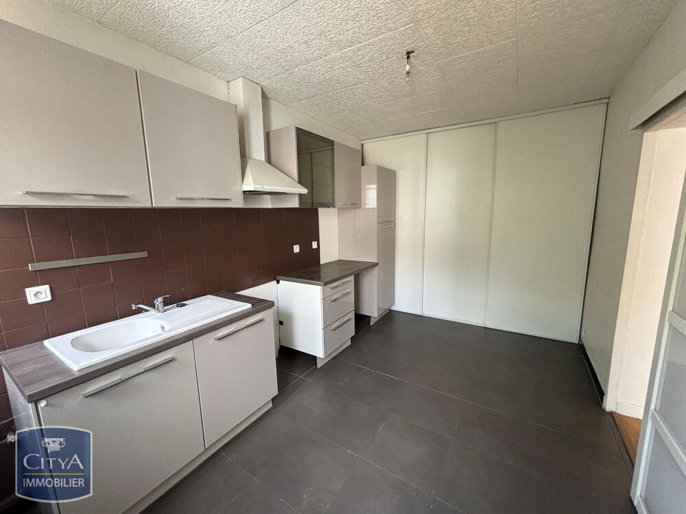 EXCLUSIVITÉ - MAISON DE 4 PIÈCES AVEC PETIT JARDIN CLOS.....