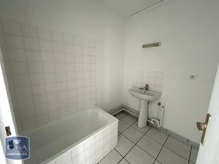  Appartement à louer 2 pièces 32 m²