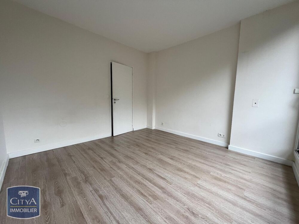 location Appartement - 3 pièce(s) - 78 m² Ville-d'Avray (92410)