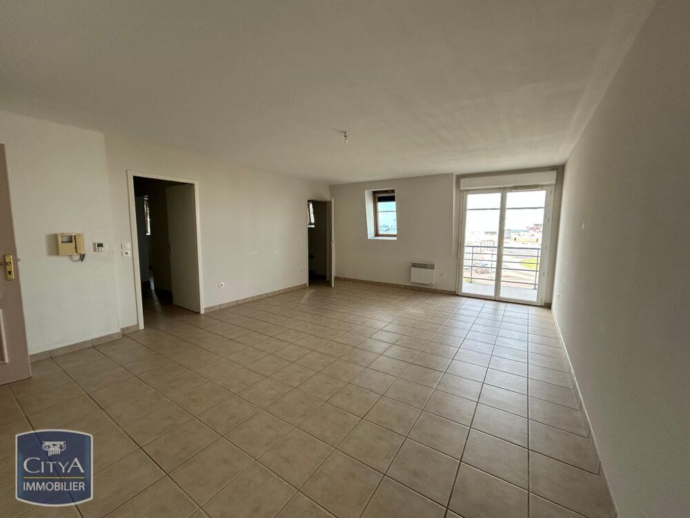 location Appartement - 4 pièce(s) - 79 m² Tourlaville (50110)