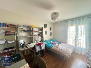  Appartement à louer 3 pièces 70 m²