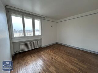  Appartement à louer 4 pièces 63 m²