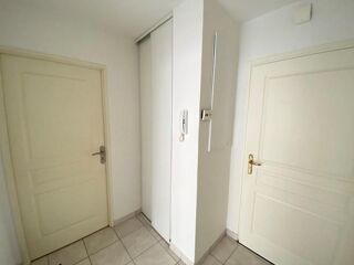  Appartement à louer 1 pièce 30 m²