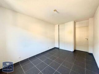  Appartement à louer 2 pièces 45 m²