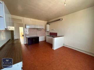  Appartement à louer 3 pièces 103 m²