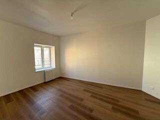  Appartement à louer 3 pièces 58 m²