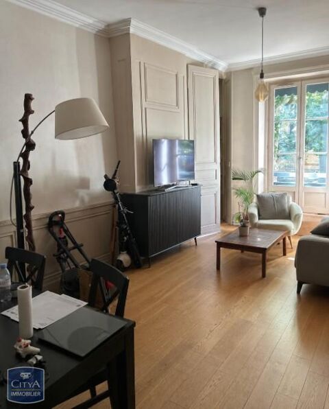   Location Appartement Appartement - 3 pièce(s) - 87 m²