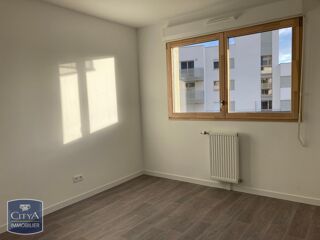  Appartement à louer 3 pièces 68 m²