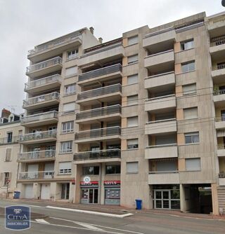  Parking / Garage à louer 