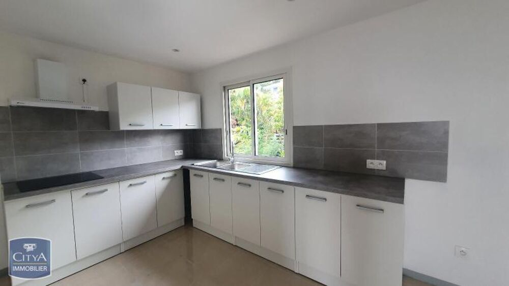 location Appartement - 3 pièce(s) - 65 m² Saint-Denis (97400)