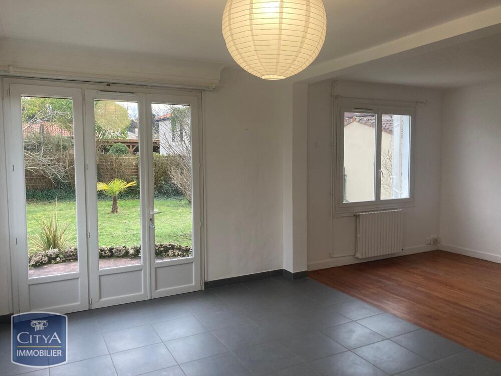 location Appartement - 4 pièce(s) - 116 m² Mont-de-Marsan (40000)