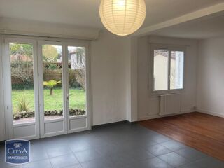  Appartement à louer 4 pièces 116 m²