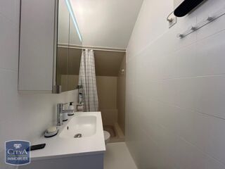  Appartement à louer 3 pièces 50 m²