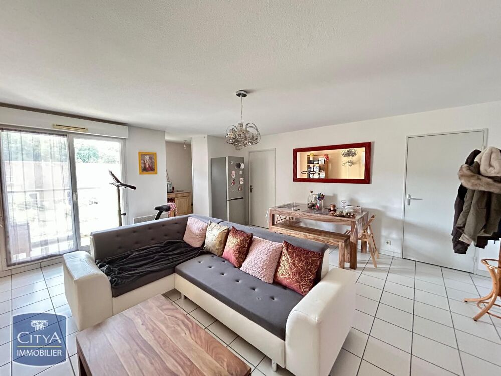 location Appartement - 2 pièce(s) - 58 m² Allonnes (72700)